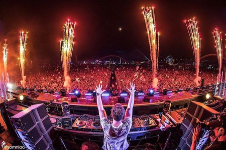 Koh Samui Chaweng Beach Nightlife Walking Tour