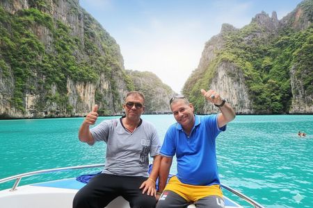  Best of Phi Phi Island Adventure Day Tour with Lunch from Phuket