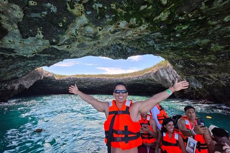Half-Day Tour to Marietas Islands, Playa Nopalera by Speedboat