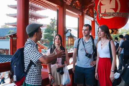 Tokyo Asakusa Walking Tour & Street Food (7+ Foods & Sweets)