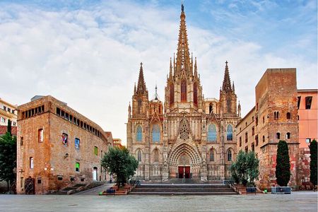 Barcelona Cathedral Priority Entry Ticket with Rooftop Access