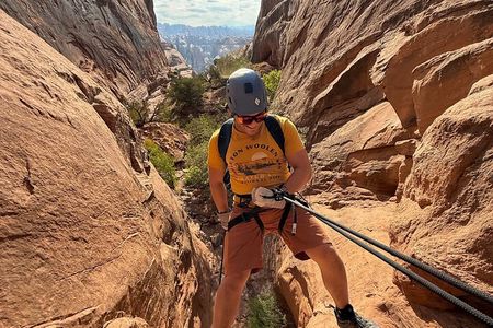 Discover Moab Rappelling on a Private Canyoneering Adventure