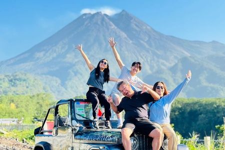 Yogyakarta Private Car Hire Driver with Costumized Tours