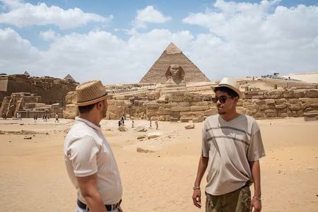 Hurghada to Cairo Private Tour to Giza Pyramids & Grand Museum