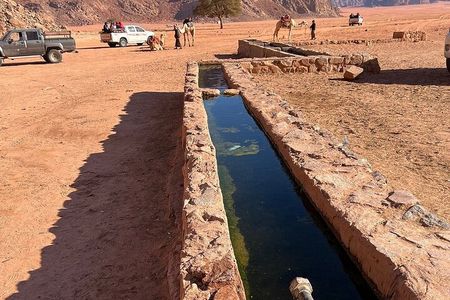 2 Hour Jeep Tour (Morning or Sunset) Wadi Rum Desert Highlights