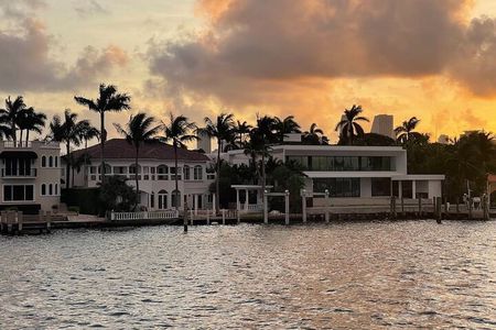Miami: Skyline Boat Cruise, Millionaire homes & Miami Beach