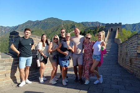 All-inclusive Mutianyu Wall and Summer Palace Private Tour