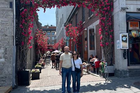 Montreal: Private Tour with a Local Guide