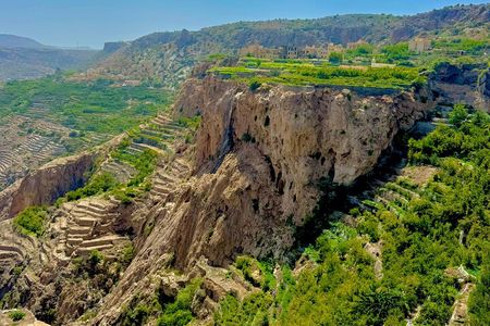 Full Day Friday Nizwa Animal Cattle Market & Jebel Akhdar Tour