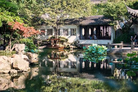 Private Day Trip from Shanghai: Suzhou and Tongli or Zhouzhuang