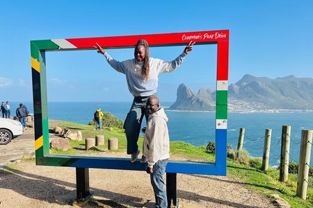 Full Day Private Tour of Cape Peninsula & Boulders Beach 