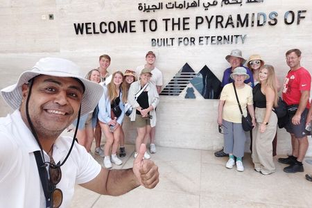 From Sharm ElSheikh Guided Day Trip to Cairo by Bus