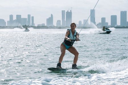 1-Hour Private Wakeboard Lesson in Miami Beach