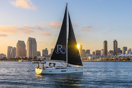 Private Luxurious Sailing Cruise in San Diego Bay