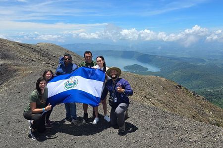 Santa Ana Volcano Hike and Coatepeque Lake Adventure