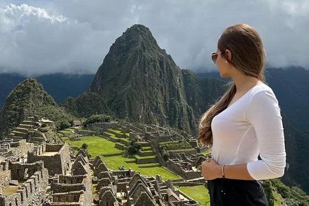 Short Inca Trail 2 Days Private Guided Trek to Machu Picchu