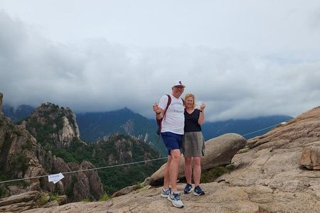 One-Day Tour for stunning Mt.Seoraksan from Seoul