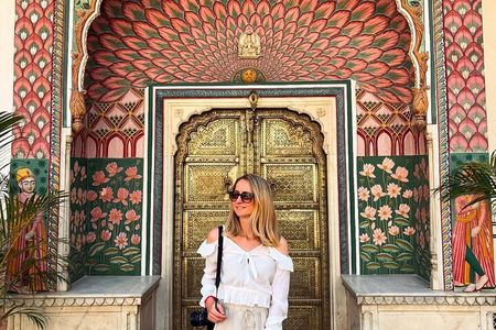 Golden Triangle Tour - Delhi Agra Jaipur