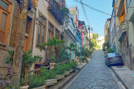 Small Africa of Rio - by Alan Denis