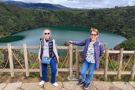 Salt Cathedral & Lake Guatavita: Private Transfer from Bogota