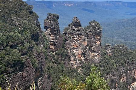 Sydney to Blue Mountains Private Day Tour with Irene