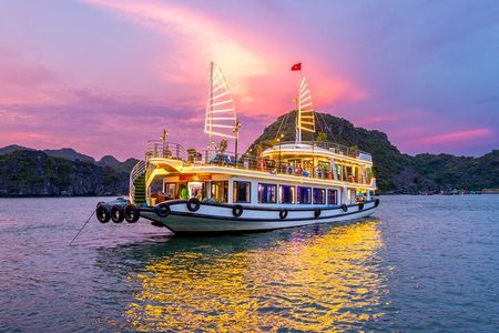 Eco Night Kayak Cruise: Bioluminescent Plankton in Lan Ha Bay