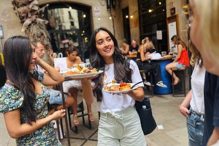 Barcelona Tapas Tour, Taverns, History & Local Culture
