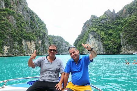  Best of Phi Phi Island Adventure Day Tour with Lunch from Phuket