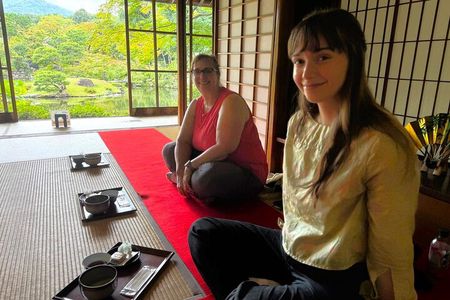 Nara: Isuien Garden Tour with Matcha Tea Experience