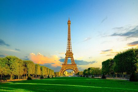 Best of Paris: Eiffel Tower Summit Floor & Sight Seeing Tour