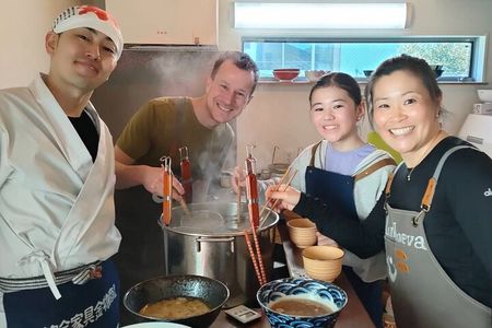 Ramen & Dumpling Cooking in Tokyo with Chef/Vegan possible