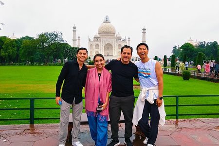 Private Taj Mahal, Agra Fort & Baby Taj Day Tour - All Inclusive