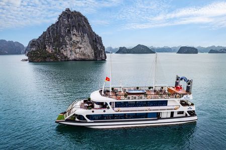 Premium Halong Bay Day Trip with Buffet Lunch from Hanoi