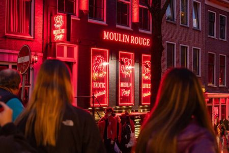 Amsterdam Red Light District Walking Tour in EN/DE/IT/ES