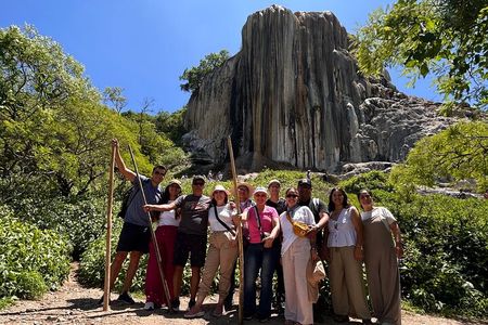 Half-Day Tour to Explore Hierve el Agua 
