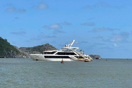 Hanoi: Cat Ba Island- Lan Ha Bay Day Trip on Luxury Cruise, Lunch