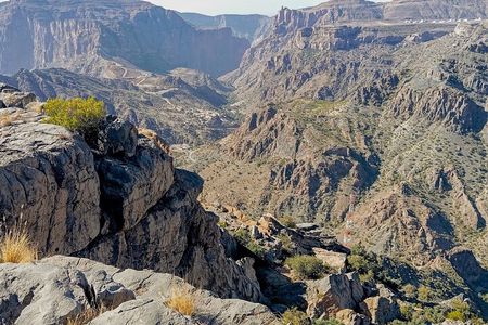 Nizwa and Jebel Akhdar Discovery: Guided Small Group Experience