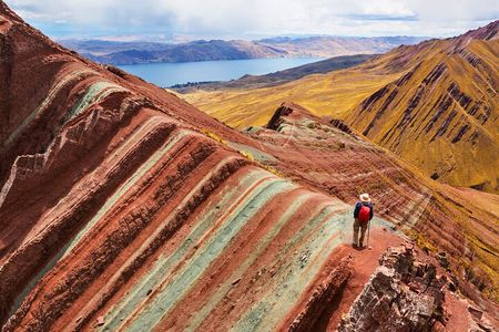 Pallay Punchu Full Day Private Tour from Cusco