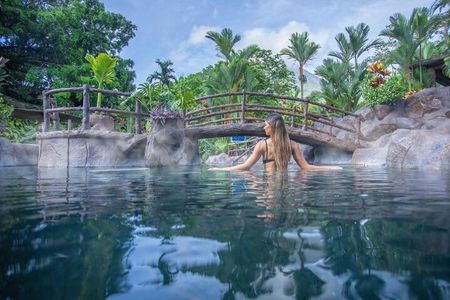 Arenal Volcano & Hot Springs Full-Day Tour from San José