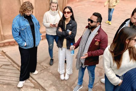 Private Sunrise Taj Mahal & Agra Tour from Delhi by Luxury Car 