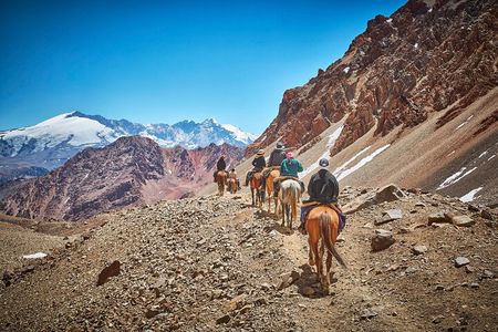 6-Day Andes Crossing from Mendoza to Chile by Horse