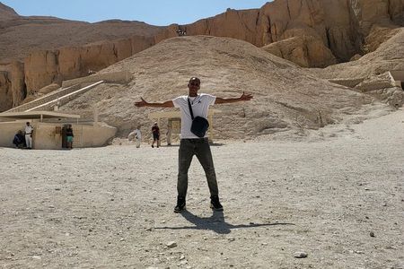 Private Car Tour to Luxors Colossi of Memnon