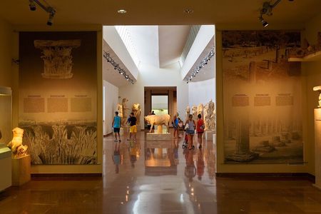 Olympia Elegance: All-Inclusive Small Group Tour