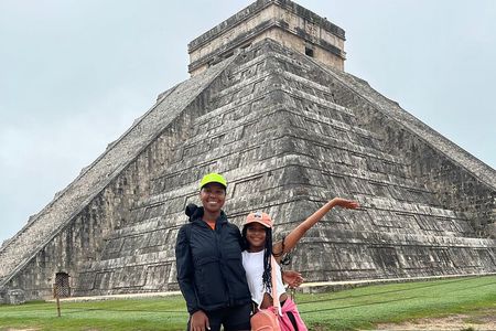 Chichen Itza small group walking tour early access