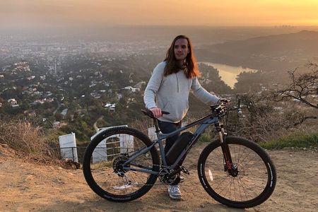 Hollywood Sign E-Bike Ride