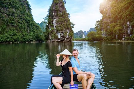 Hanoi: 3-Day Ninh Binh Trip and Ha Long Bay 4-Star Cruise