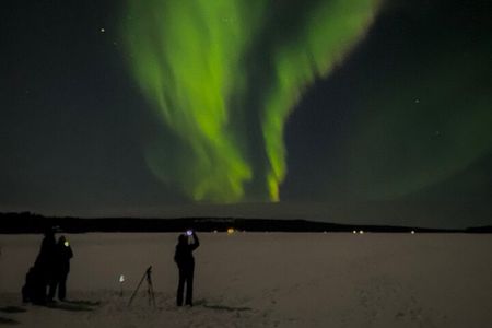  Rovaniemi Northern Lights Tour with Local Guides