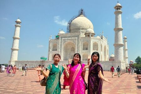 4-Days Golden Triangle Highlights Tour With Delhi, Agra & Jaipur