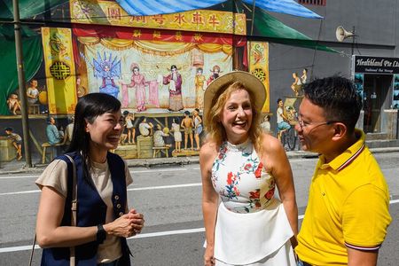 8-Hour Private Custom Singapore Tour: Highlights & Hidden Gems