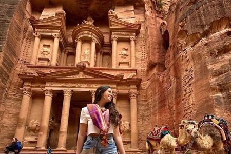 3-Day Jordan Tour from Jerusalem: Petra, Wadi Rum & Baptism Site